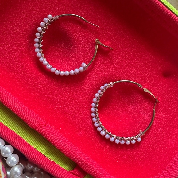 Jewelry - Picture 4 of 11